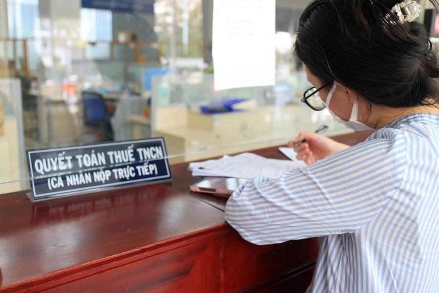 Đề xuất bỏ mức thuế 35% đối với người nộp thuế TNCN
